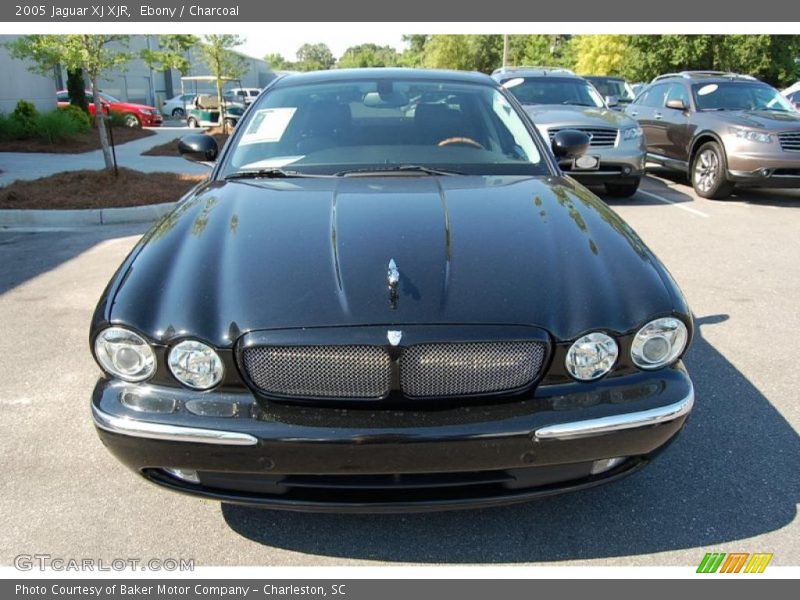 Ebony / Charcoal 2005 Jaguar XJ XJR
