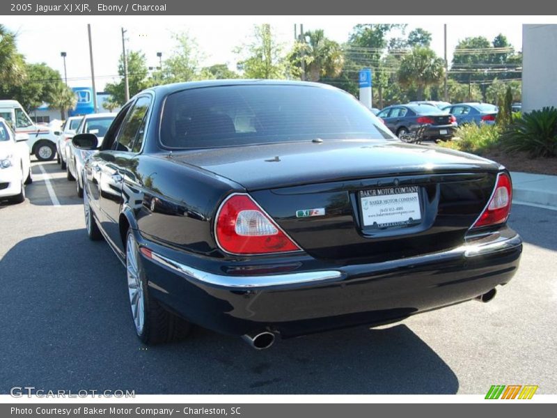 Ebony / Charcoal 2005 Jaguar XJ XJR