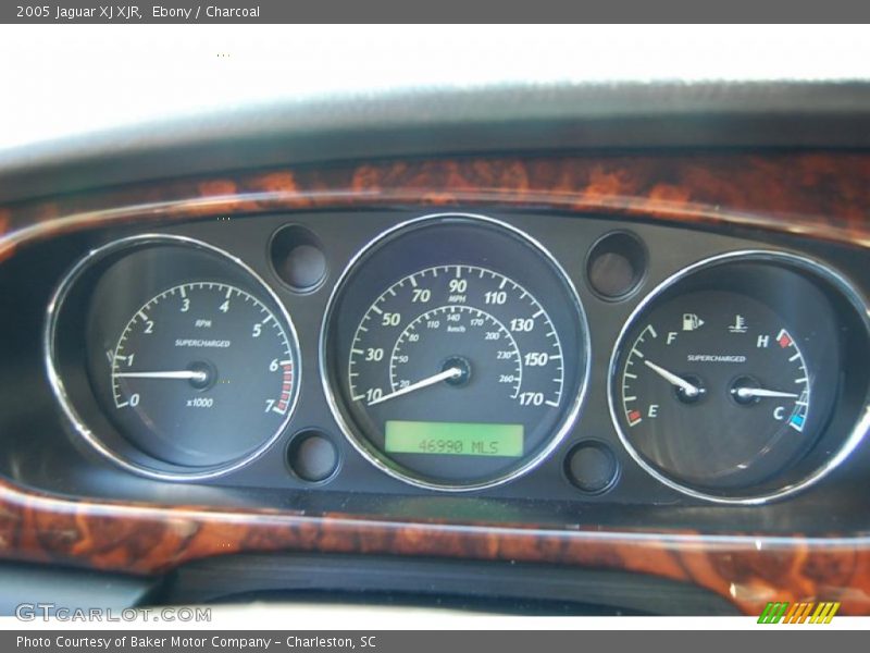 Ebony / Charcoal 2005 Jaguar XJ XJR