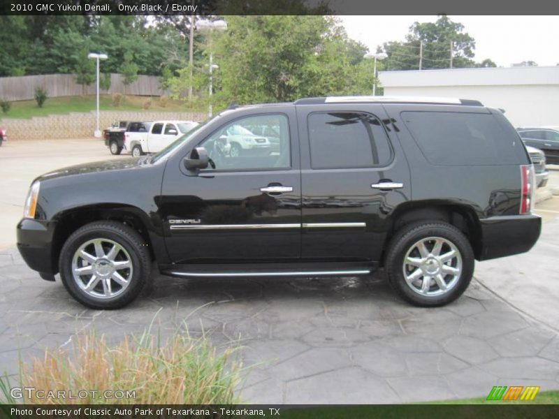 Onyx Black / Ebony 2010 GMC Yukon Denali