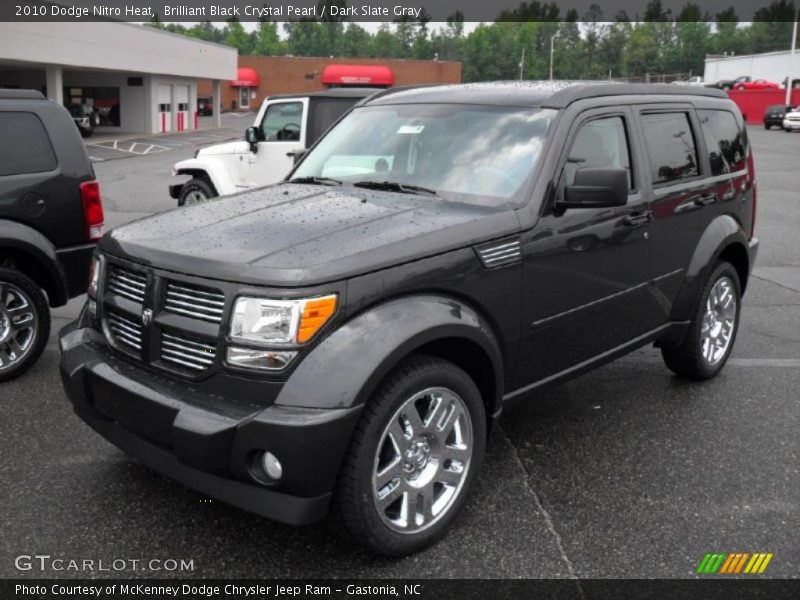 Brilliant Black Crystal Pearl / Dark Slate Gray 2010 Dodge Nitro Heat