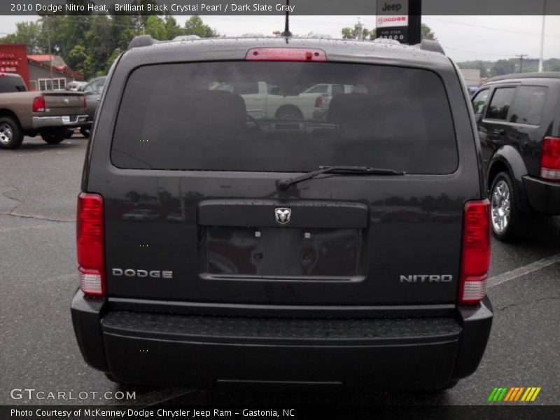 Brilliant Black Crystal Pearl / Dark Slate Gray 2010 Dodge Nitro Heat