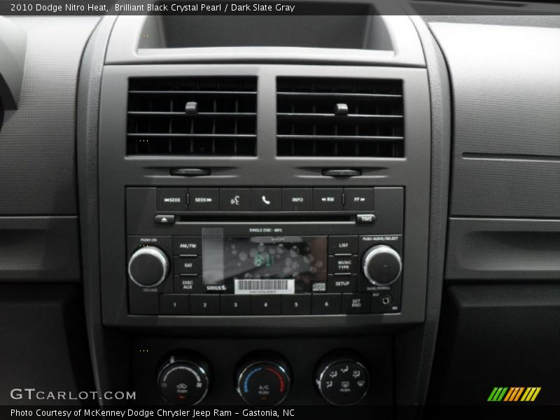 Brilliant Black Crystal Pearl / Dark Slate Gray 2010 Dodge Nitro Heat