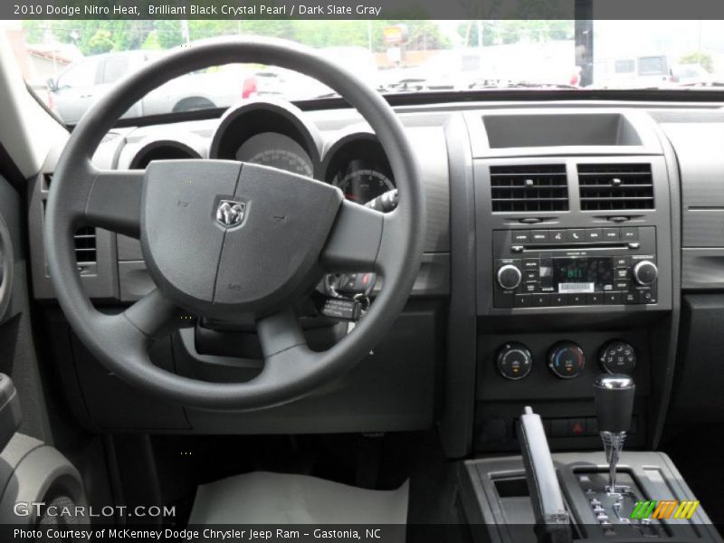 Brilliant Black Crystal Pearl / Dark Slate Gray 2010 Dodge Nitro Heat