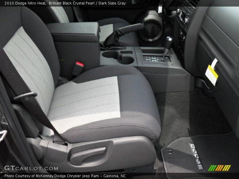 Brilliant Black Crystal Pearl / Dark Slate Gray 2010 Dodge Nitro Heat
