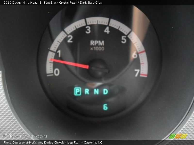Brilliant Black Crystal Pearl / Dark Slate Gray 2010 Dodge Nitro Heat
