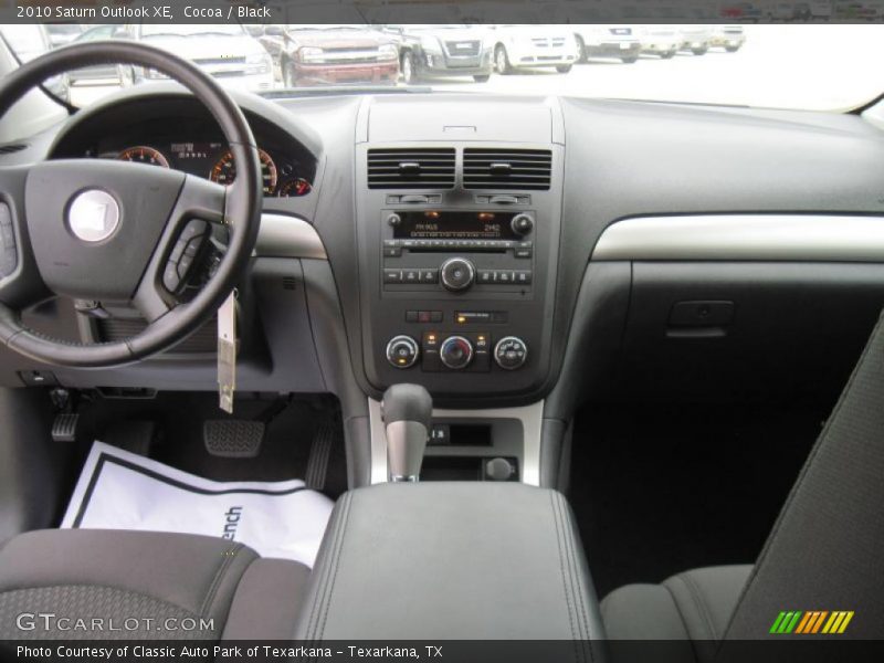 Cocoa / Black 2010 Saturn Outlook XE