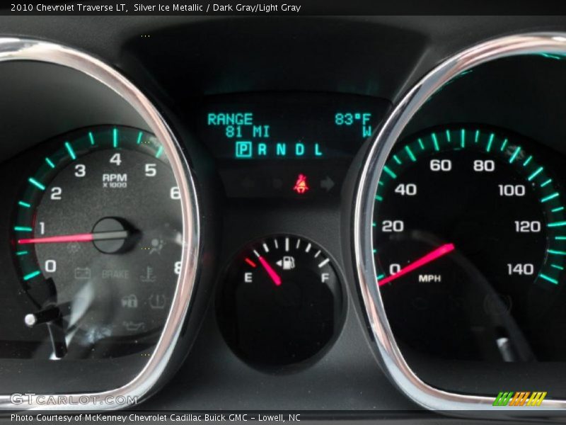 Silver Ice Metallic / Dark Gray/Light Gray 2010 Chevrolet Traverse LT