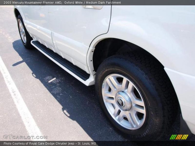 Oxford White / Medium Dark Parchment 2003 Mercury Mountaineer Premier AWD