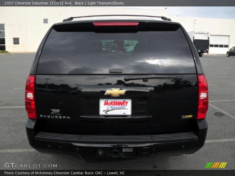 Black / Light Titanium/Ebony 2007 Chevrolet Suburban 1500 LS 4x4