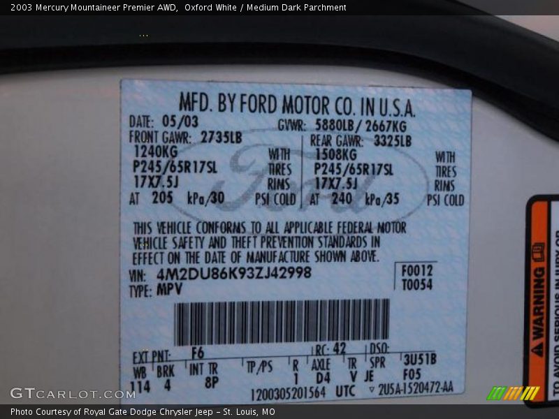 Oxford White / Medium Dark Parchment 2003 Mercury Mountaineer Premier AWD