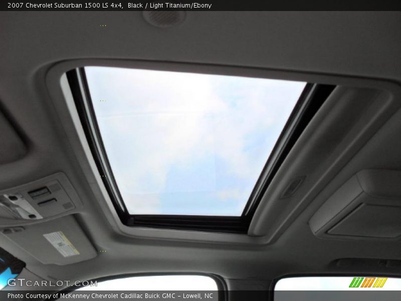 Black / Light Titanium/Ebony 2007 Chevrolet Suburban 1500 LS 4x4