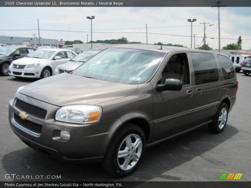 Bronzemist Metallic / Neutral Beige 2005 Chevrolet Uplander LS