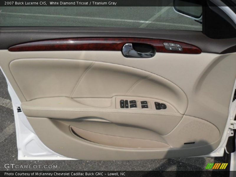 White Diamond Tricoat / Titanium Gray 2007 Buick Lucerne CXS
