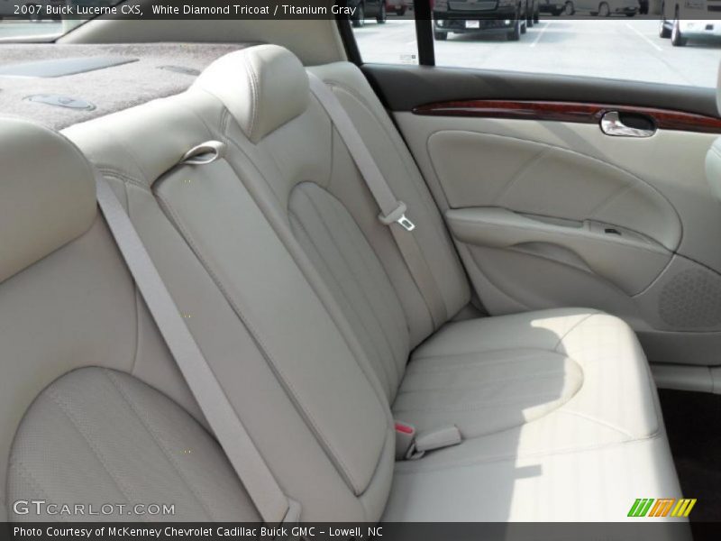White Diamond Tricoat / Titanium Gray 2007 Buick Lucerne CXS