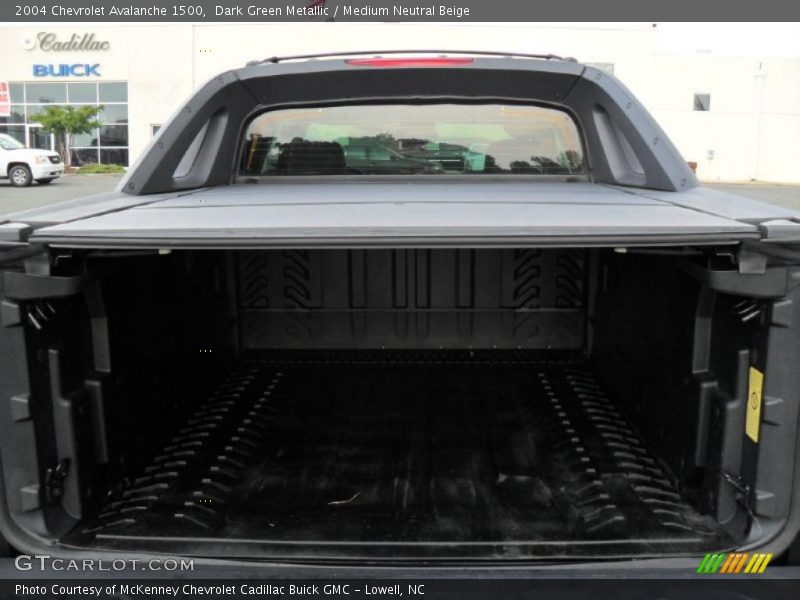 Dark Green Metallic / Medium Neutral Beige 2004 Chevrolet Avalanche 1500
