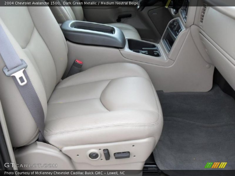 Dark Green Metallic / Medium Neutral Beige 2004 Chevrolet Avalanche 1500