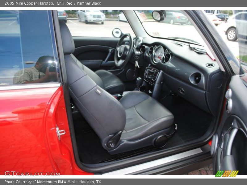 Chili Red / Panther Black 2005 Mini Cooper Hardtop