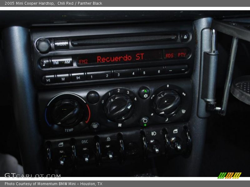 Chili Red / Panther Black 2005 Mini Cooper Hardtop