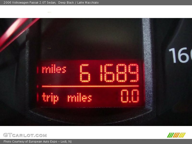 Deep Black / Latte Macchiato 2006 Volkswagen Passat 2.0T Sedan