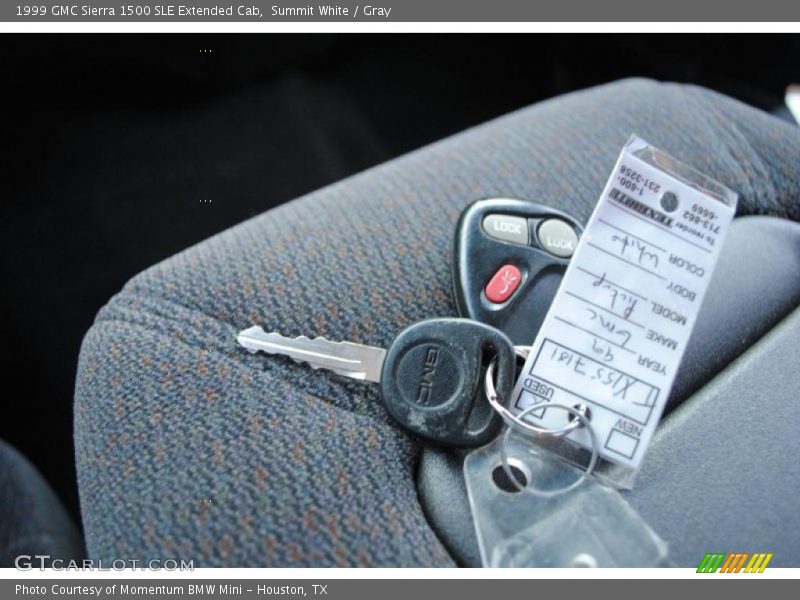Summit White / Gray 1999 GMC Sierra 1500 SLE Extended Cab