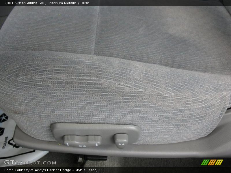 Platinum Metallic / Dusk 2001 Nissan Altima GXE