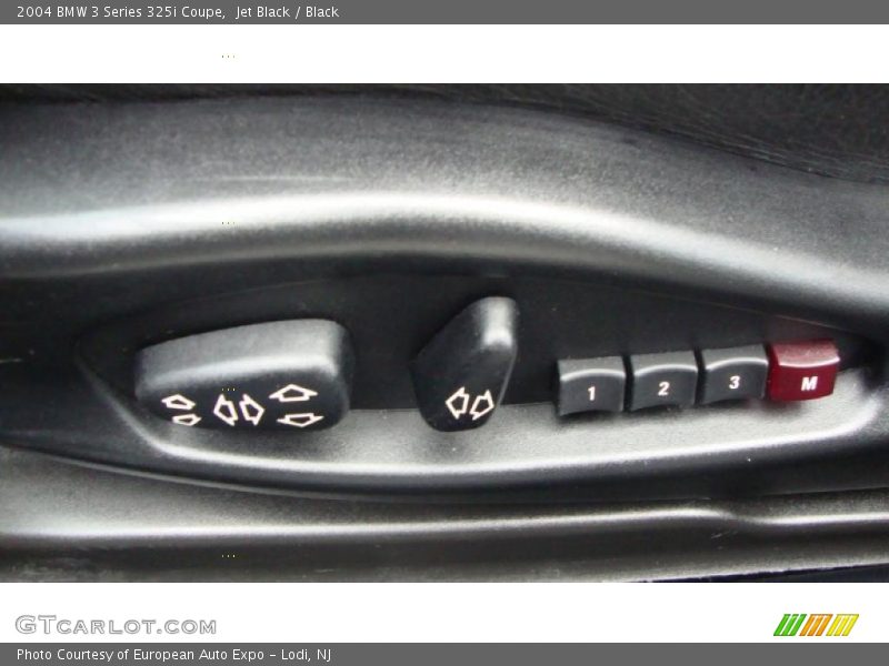 Jet Black / Black 2004 BMW 3 Series 325i Coupe