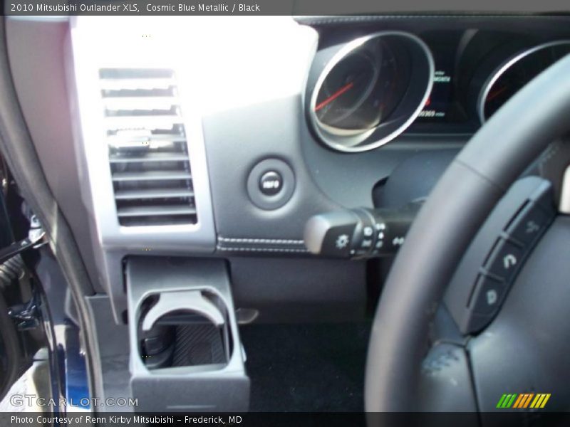 Cosmic Blue Metallic / Black 2010 Mitsubishi Outlander XLS