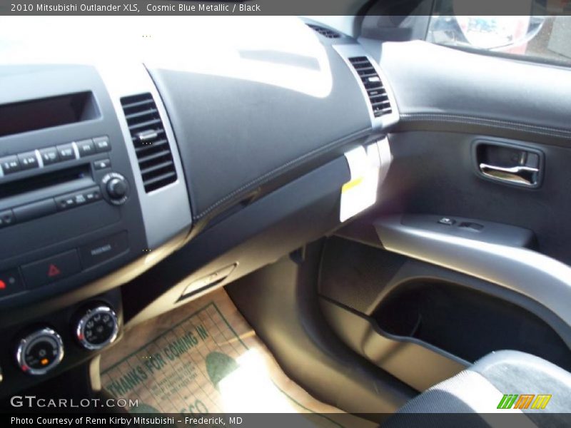 Cosmic Blue Metallic / Black 2010 Mitsubishi Outlander XLS