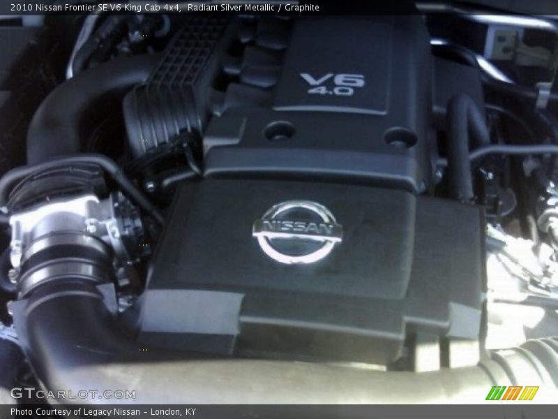 Radiant Silver Metallic / Graphite 2010 Nissan Frontier SE V6 King Cab 4x4