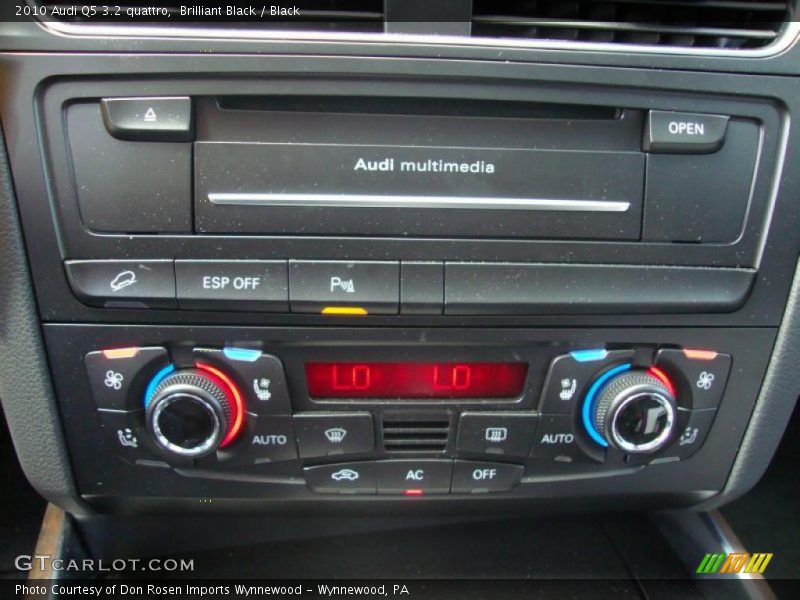 Brilliant Black / Black 2010 Audi Q5 3.2 quattro