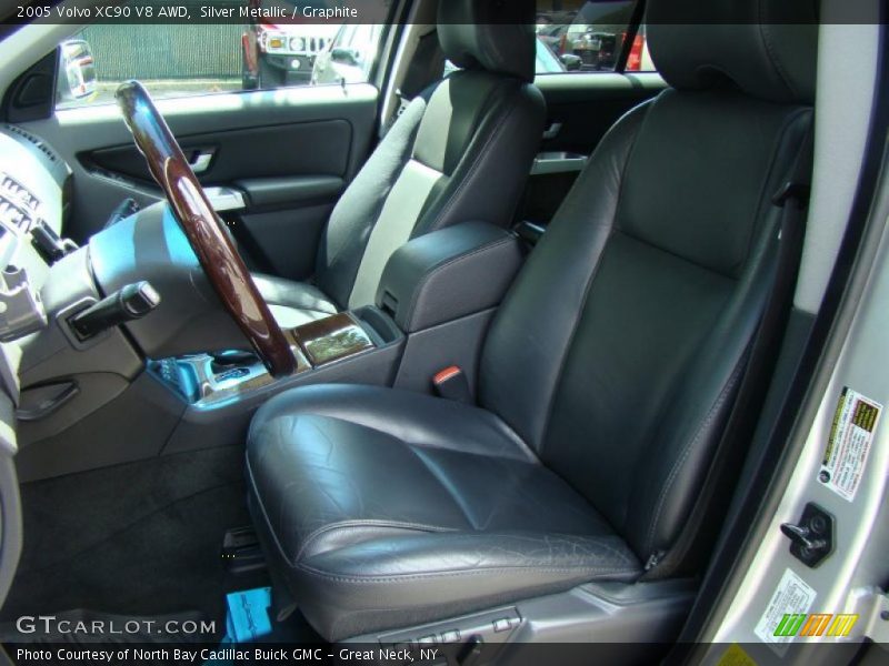 Silver Metallic / Graphite 2005 Volvo XC90 V8 AWD
