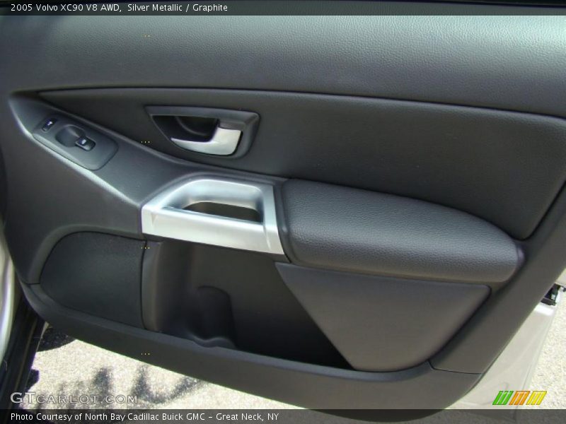 Silver Metallic / Graphite 2005 Volvo XC90 V8 AWD