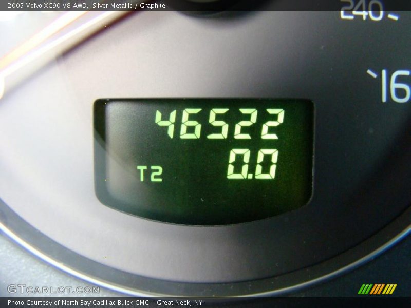 Silver Metallic / Graphite 2005 Volvo XC90 V8 AWD