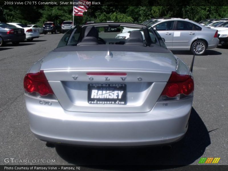 Silver Metallic / Off Black 2009 Volvo C70 T5 Convertible