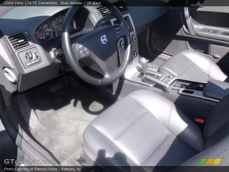 Silver Metallic / Off Black 2009 Volvo C70 T5 Convertible