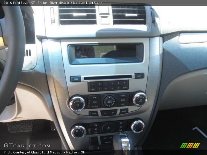 Brilliant Silver Metallic / Medium Light Stone 2010 Ford Fusion SE
