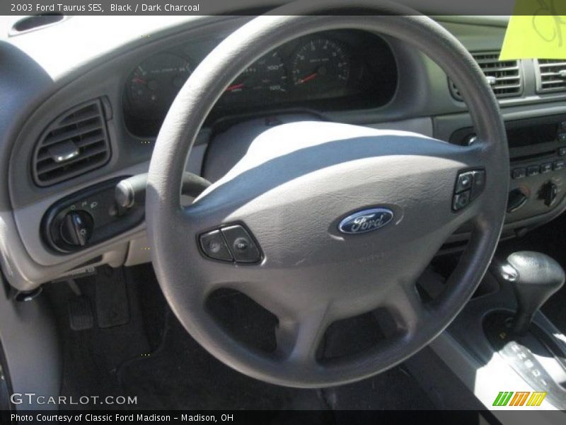 Black / Dark Charcoal 2003 Ford Taurus SES
