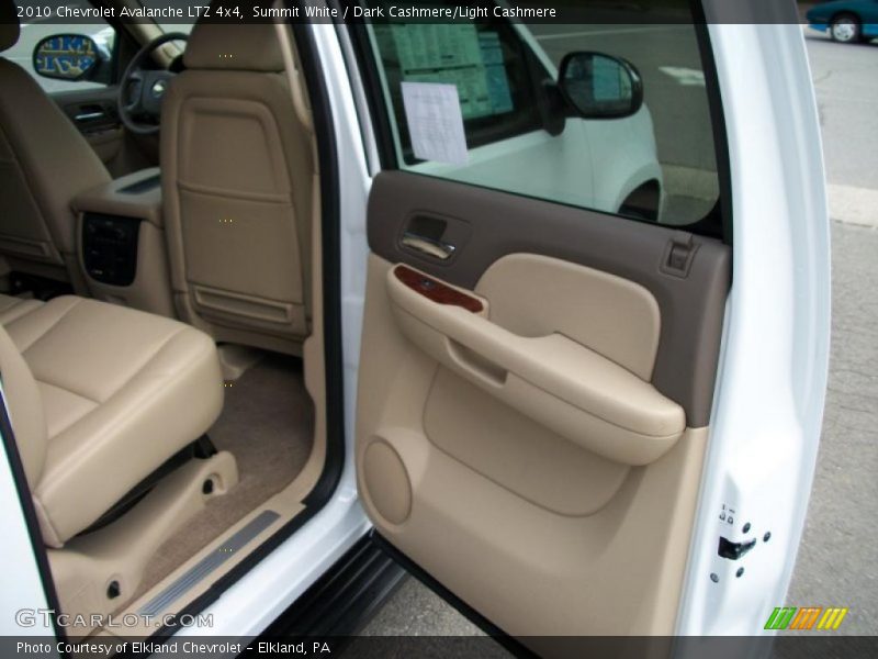 Summit White / Dark Cashmere/Light Cashmere 2010 Chevrolet Avalanche LTZ 4x4