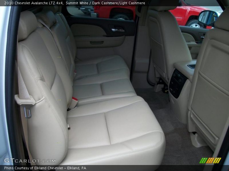 Summit White / Dark Cashmere/Light Cashmere 2010 Chevrolet Avalanche LTZ 4x4