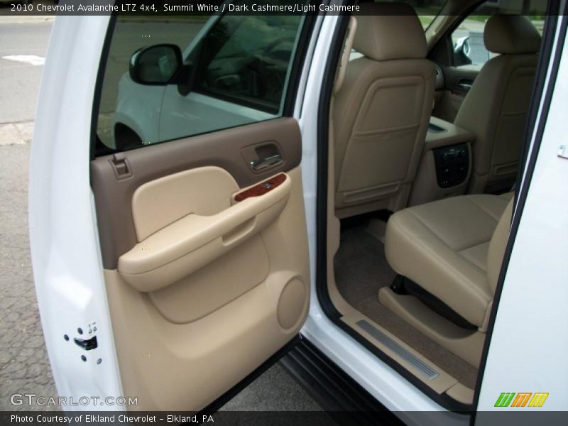 Summit White / Dark Cashmere/Light Cashmere 2010 Chevrolet Avalanche LTZ 4x4