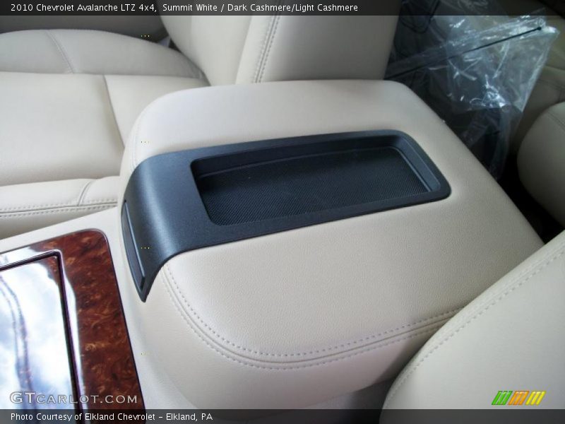 Summit White / Dark Cashmere/Light Cashmere 2010 Chevrolet Avalanche LTZ 4x4