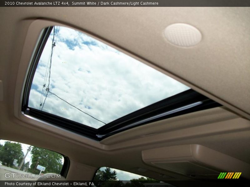 Summit White / Dark Cashmere/Light Cashmere 2010 Chevrolet Avalanche LTZ 4x4