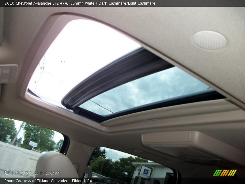 Summit White / Dark Cashmere/Light Cashmere 2010 Chevrolet Avalanche LTZ 4x4