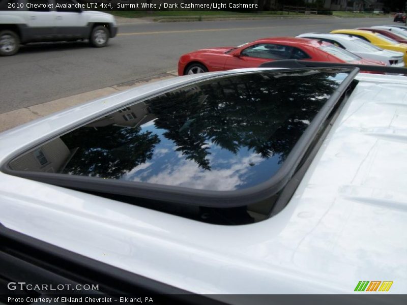 Summit White / Dark Cashmere/Light Cashmere 2010 Chevrolet Avalanche LTZ 4x4
