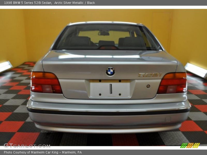 Arctic Silver Metallic / Black 1998 BMW 5 Series 528i Sedan