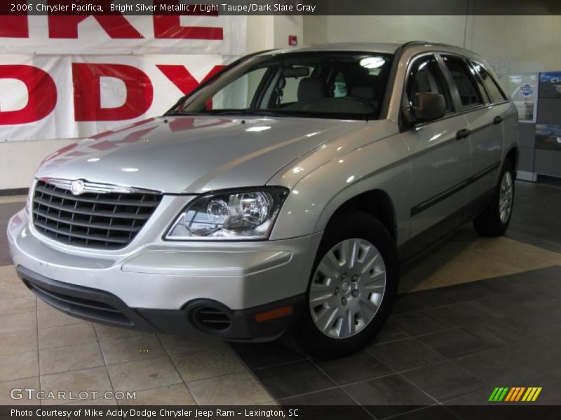Bright Silver Metallic / Light Taupe/Dark Slate Gray 2006 Chrysler Pacifica