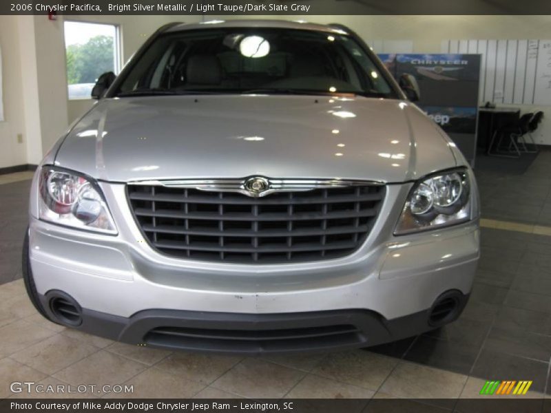 Bright Silver Metallic / Light Taupe/Dark Slate Gray 2006 Chrysler Pacifica