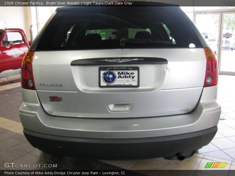 Bright Silver Metallic / Light Taupe/Dark Slate Gray 2006 Chrysler Pacifica