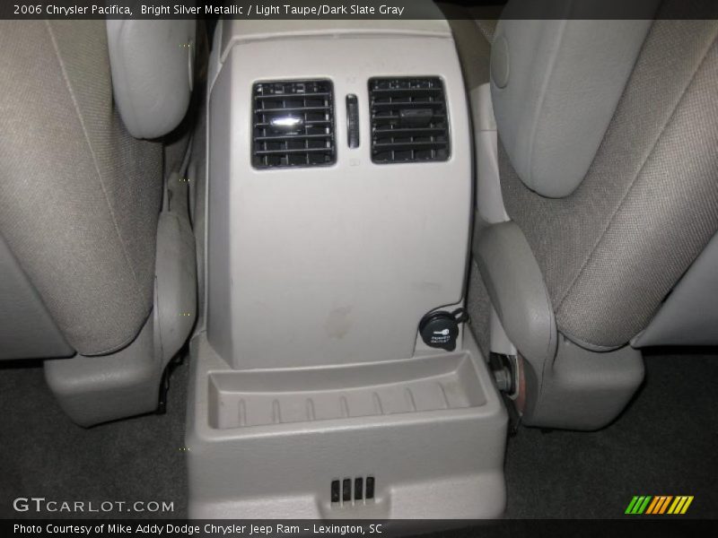 Bright Silver Metallic / Light Taupe/Dark Slate Gray 2006 Chrysler Pacifica